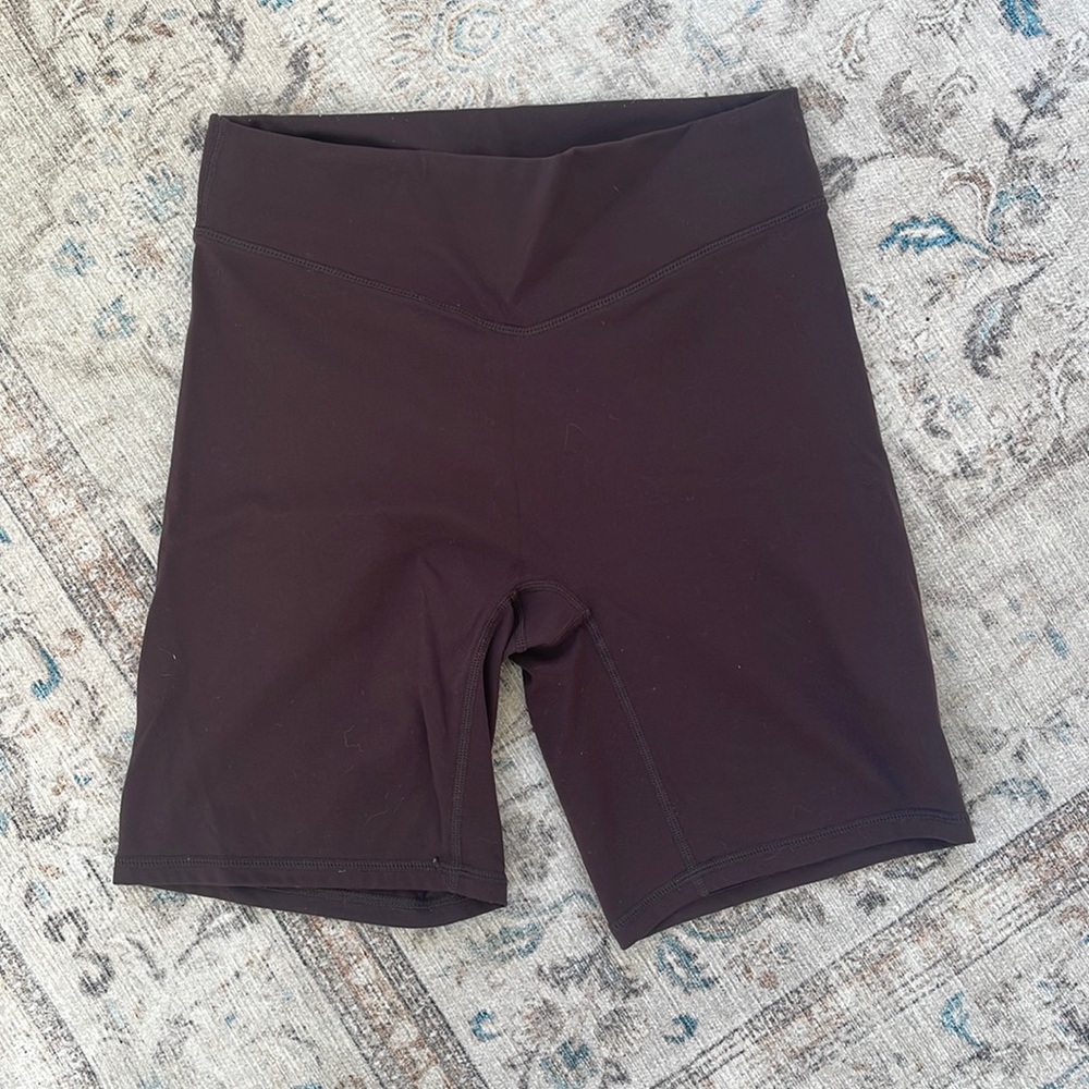 Balance Athletica Cloud Biker Short in Obsidian